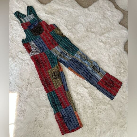 Unbranded Pants - Patchwork hippie made in Nepal overalls
